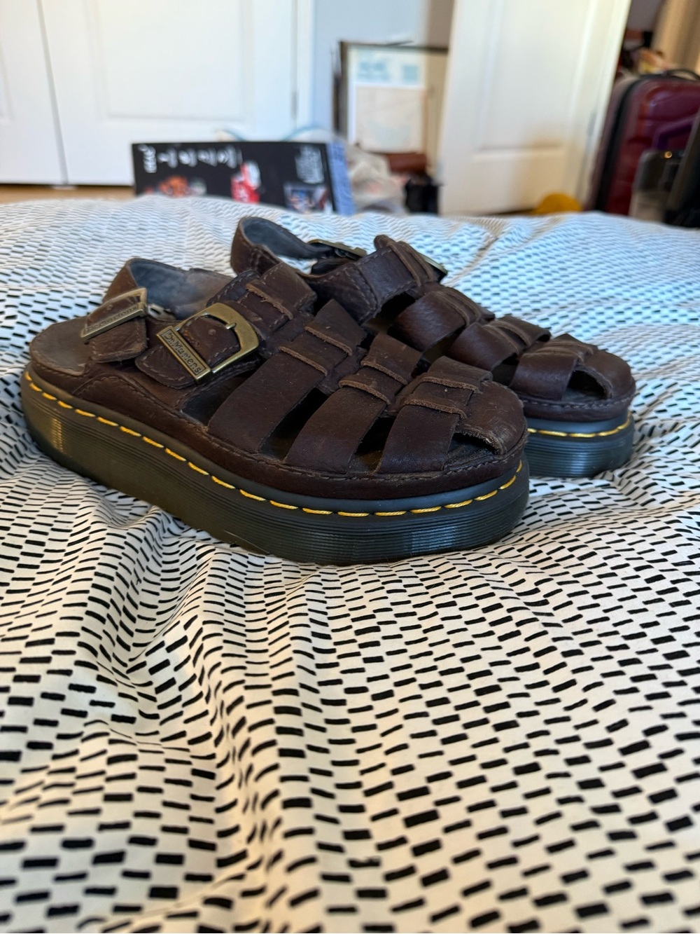 WRENLIE GRIZZLY LEATHER FISHERMAN SANDALS